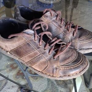 Born Men's Distressed Brown Leather Sneakers